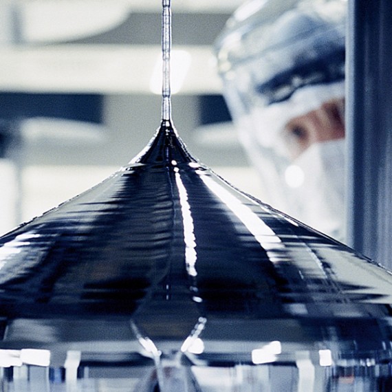 Siltronic equips new wafer production plant in Singapore with connecting cables from HELUKABEL