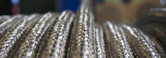 Lớp chống nhiễu ở dây cáp điện