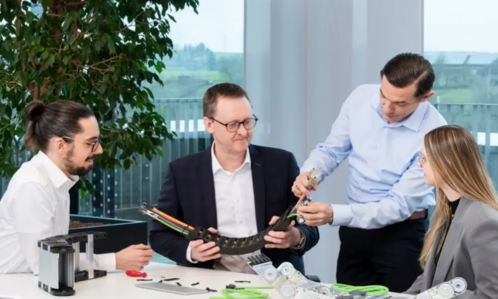 Matthias Eick with his team